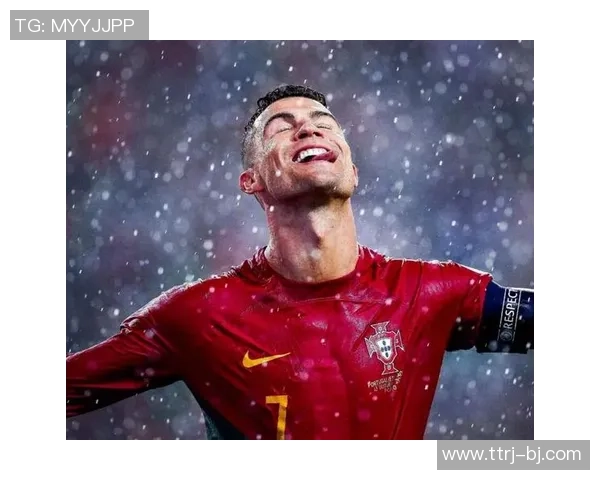 足球明星背后的财富故事揭秘他们的奢华生活与家庭背景